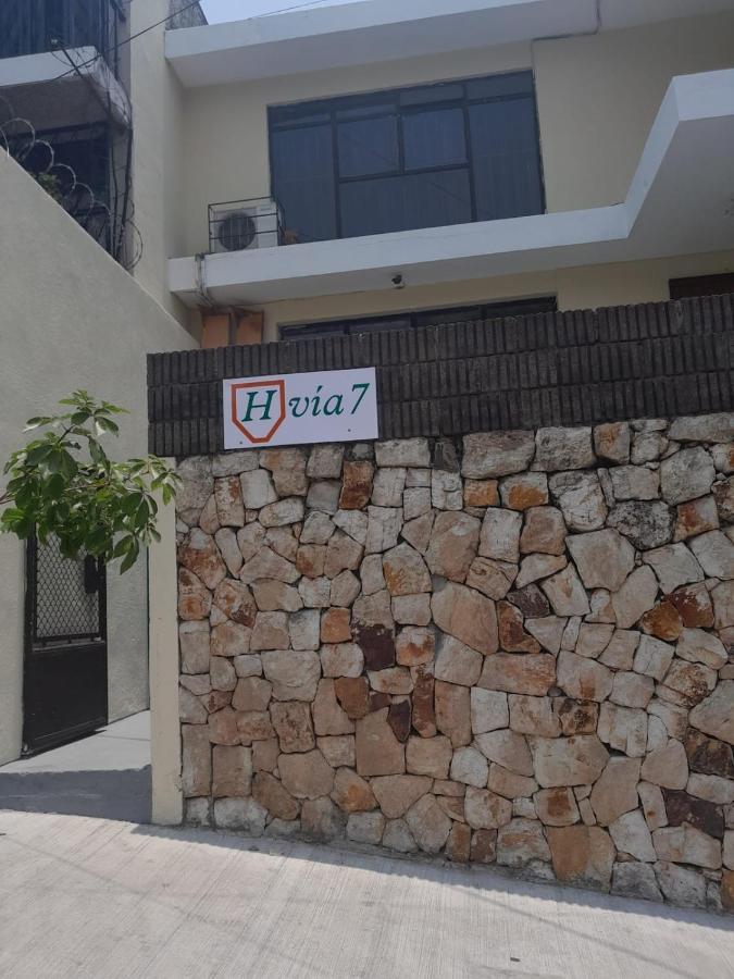 Hospedaje Via 7 Guatemala City Exterior photo